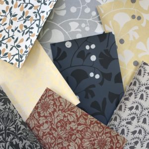 リリカラ　クロス