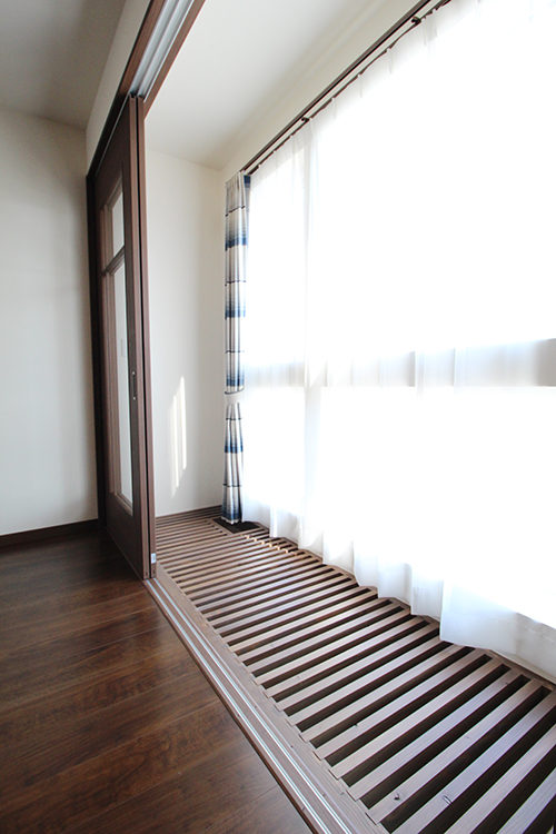 新築　施工例　すのこ床