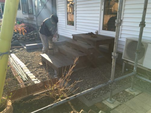 ウッド階段　塗装