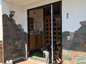 玄関ドアリフォーム