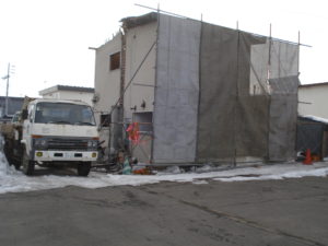 建て替え　解体