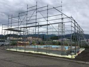 仮設足場　帯広　新築工事