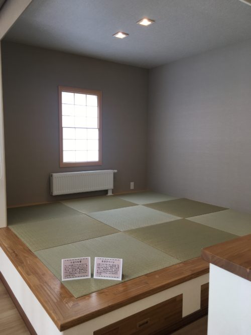 小上がり和室